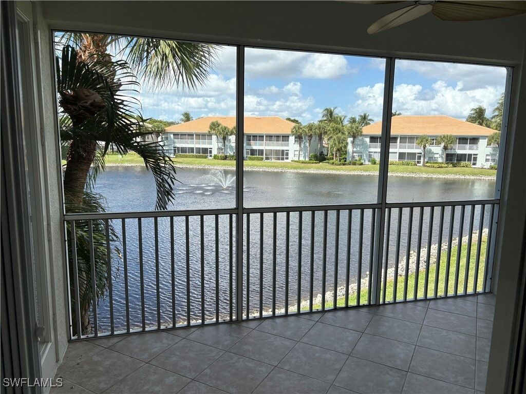 Property Photo: 1262 Sweetwater Lane 1505 FL 34110