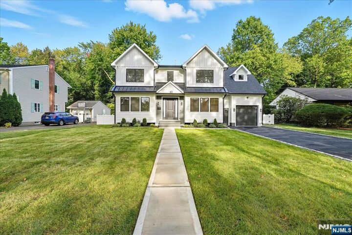 43 Hazelhurst Avenue  Glen Rock NJ 07452 photo
