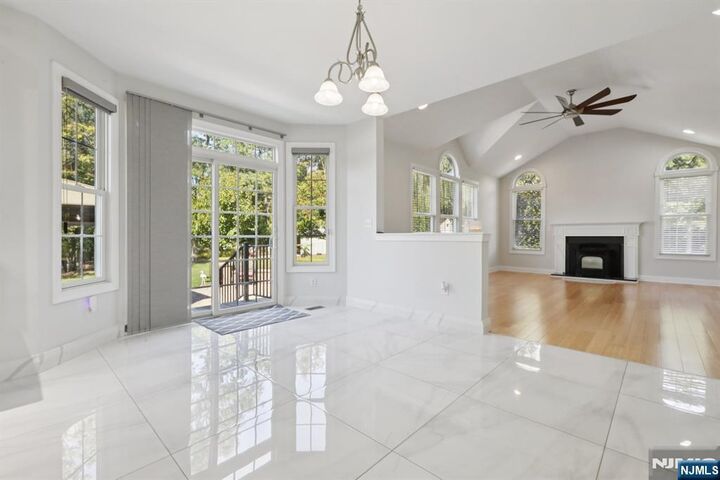 Property Photo:  118 Junction Road  NJ 08827 