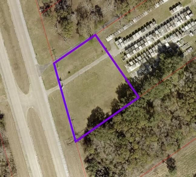 Property Photo:  30951 Highway 23  LA 70041 
