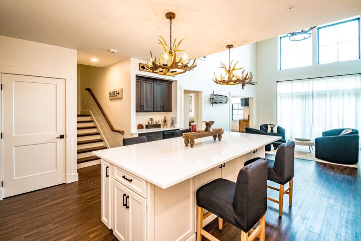 Property Photo: 239 Skimobile Road NH 03860
