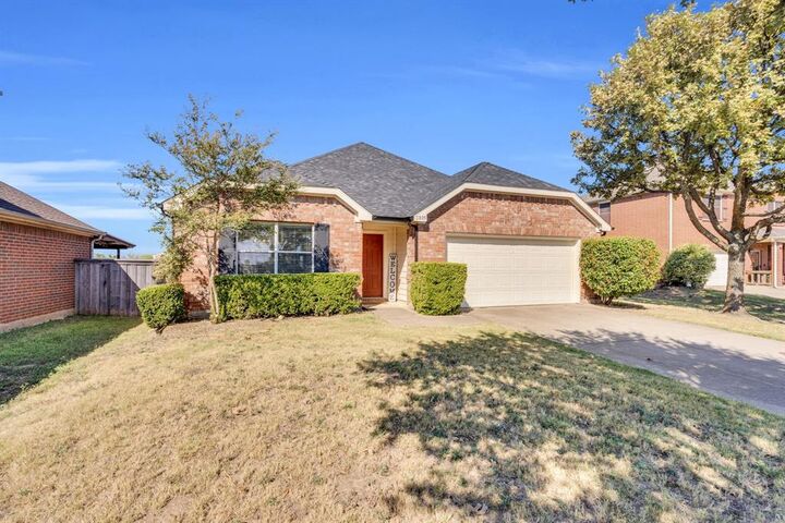 Photo de la propriété:  1805 Wood Duck Court  TX 76065