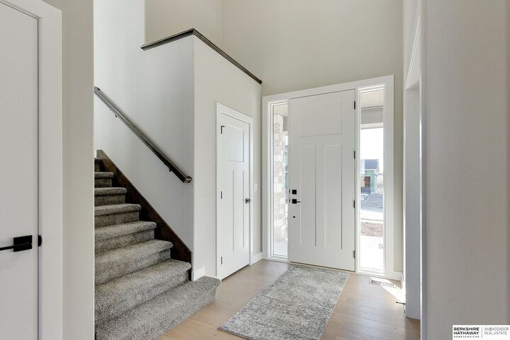 Property Photo:  21722 Parkview Drive  NE 68028 