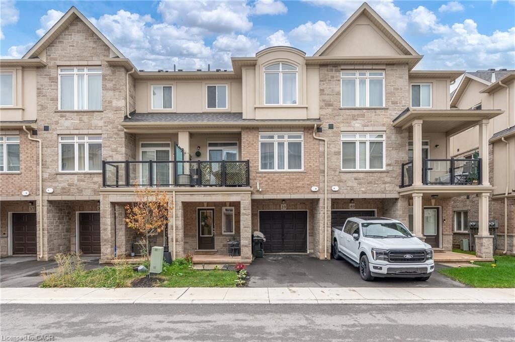 Property Photo:  40 Zinfandel Drive 39  ON L8E 0L1 