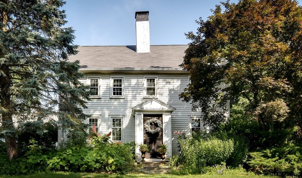 Property Photo:  8 Old Conn Path  MA 01701 