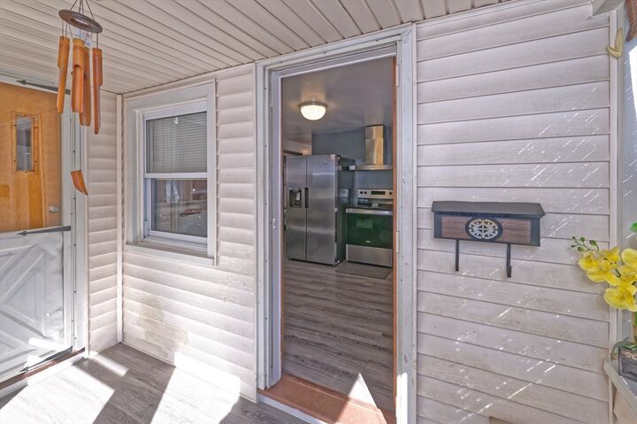 Property Photo: 121 Pilgrim Ave MA 01604