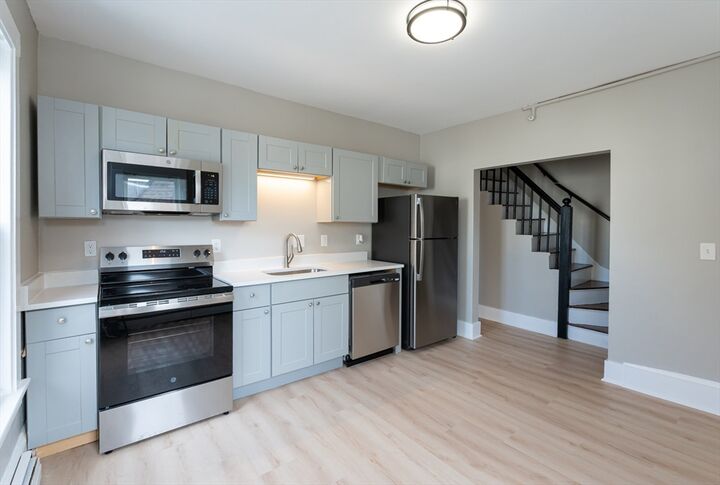 Property Photo:  494-496 Main Street 2  MA 01830 
