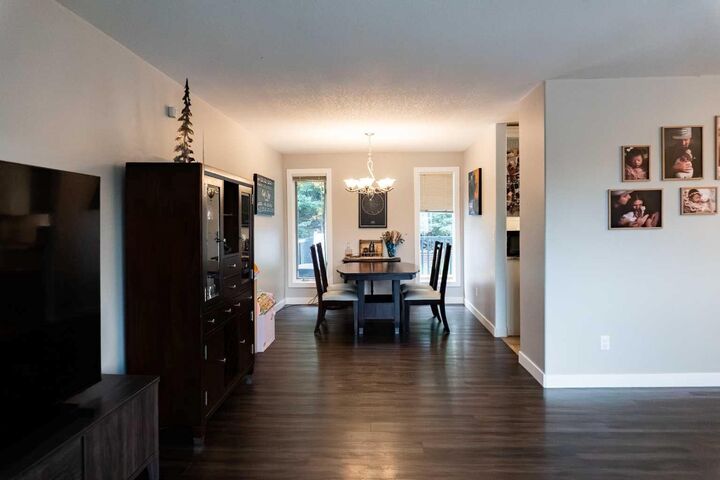 Property Photo:  127 Sitar Crescent  AB T7V 1S6 