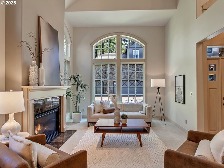 Property Photo:  2625 Beacon Hill Dr  OR 97068 