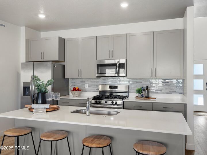 Property Photo:  2258 N Canal View Lane  UT 84032 