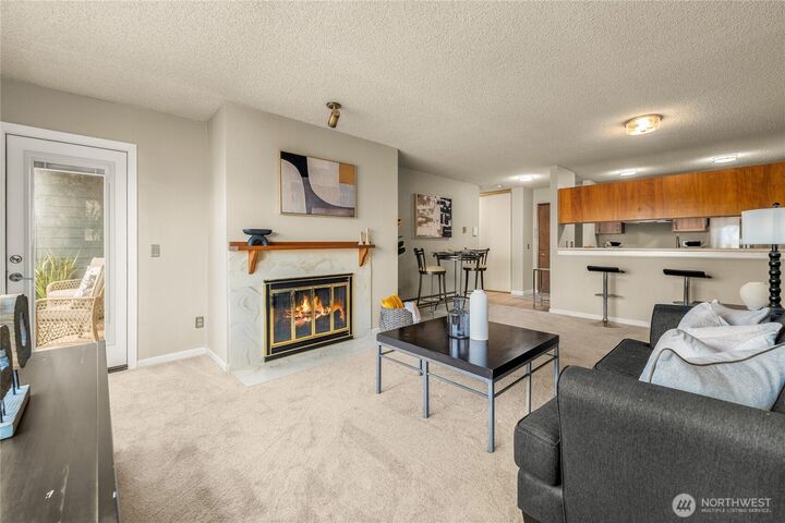 Property Photo:  1175  Harrington Place NE 205  WA 98056 