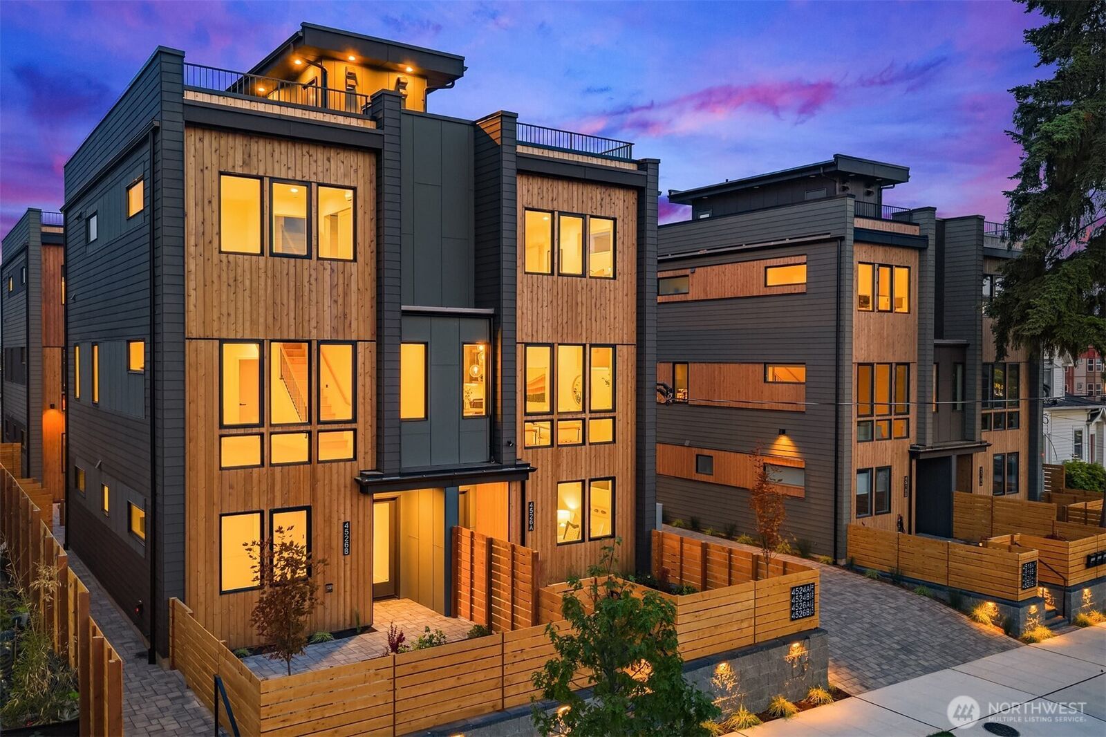 Property Photo:  4524  Corliss Avenue N B  WA 98103 