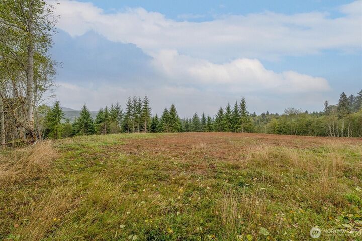Property Photo:  307  Greenwood Road  WA 98612 
