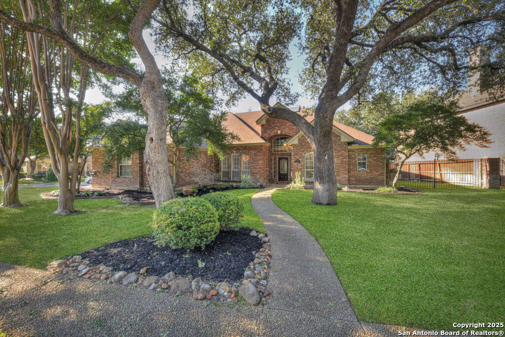 Property Photo: 2204 Blackoak Bnd TX 78248