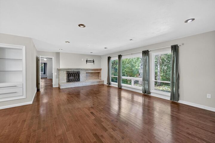 Property Photo: 1626 Laurel Crest WI 53705