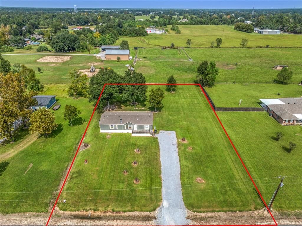 Property Photo:  415 Aa Meyers Road  LA 70665 