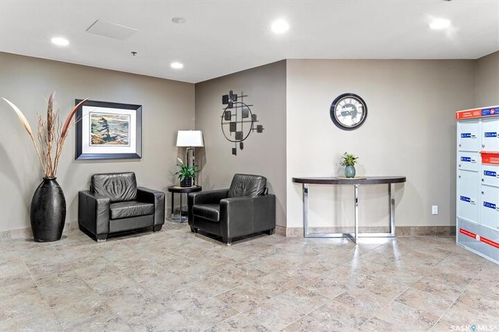 Property Photo: 510 5th Avenue N 704 SK S7K 2R2