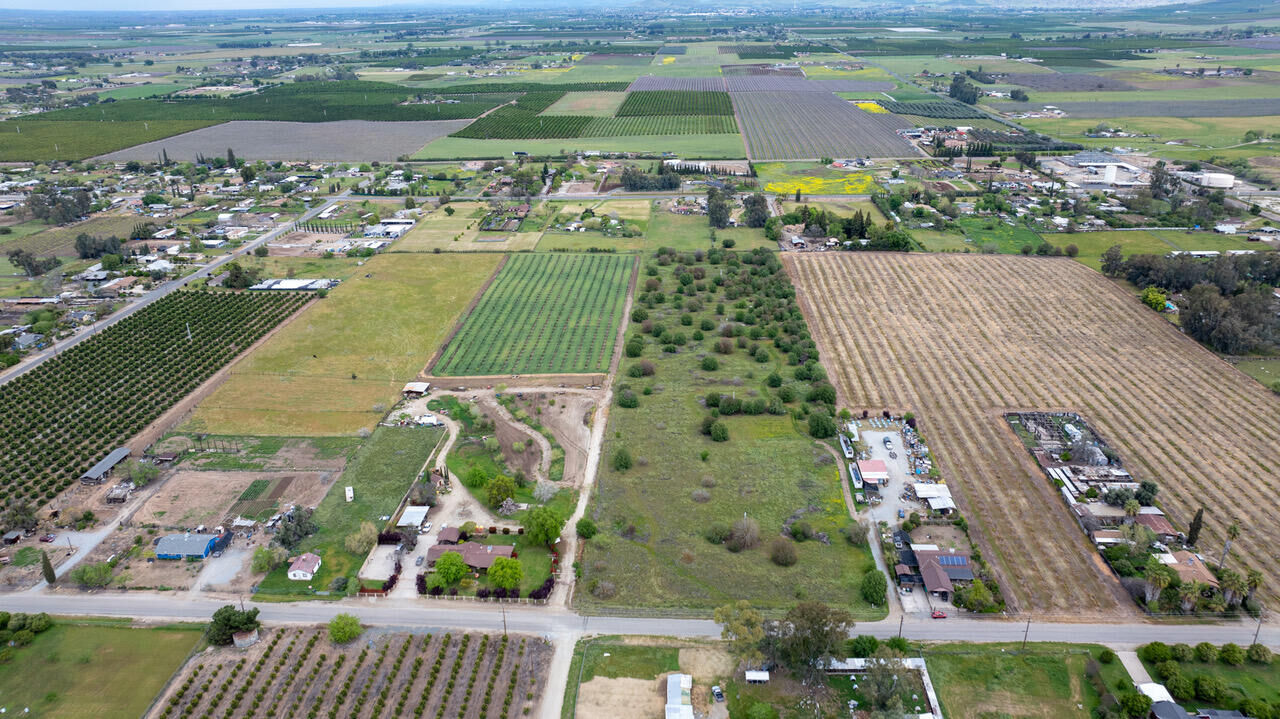 Property Photo:  Ave 92  CA 93270 