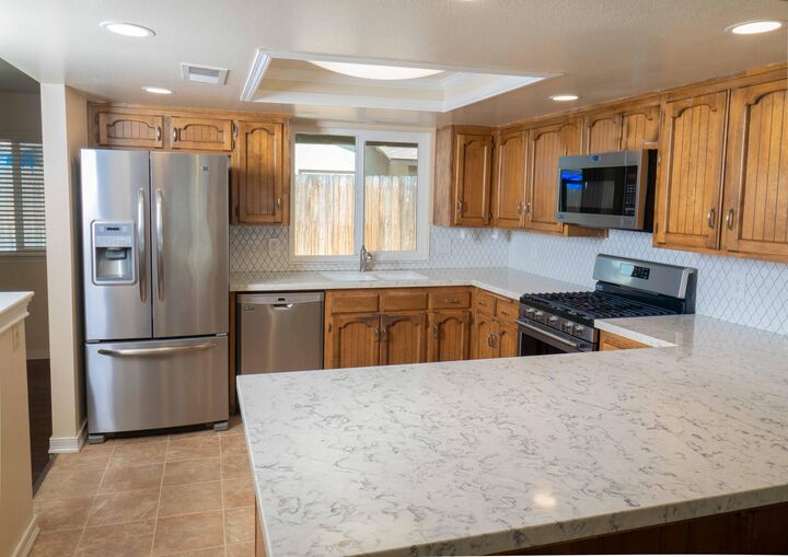Property Photo:  3116 W Beech Avenue  CA 93277 