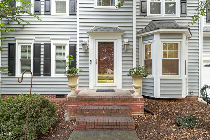 Property Photo:  3 Berg Place  NC 27712 