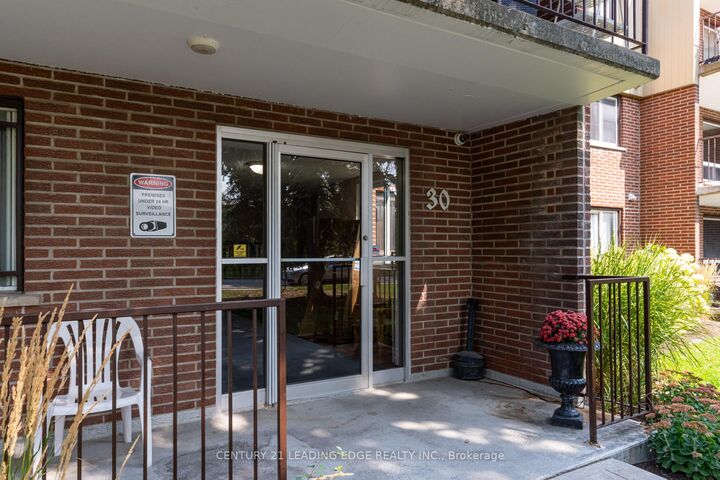 Property Photo: 30 Avalon Place 314 ON N2M 4N6