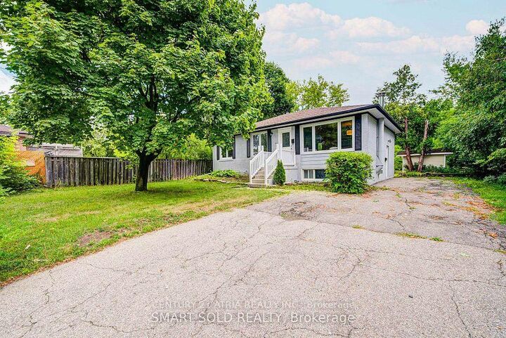 Property Photo:  167 Felix Road  ON L4C 3M8 