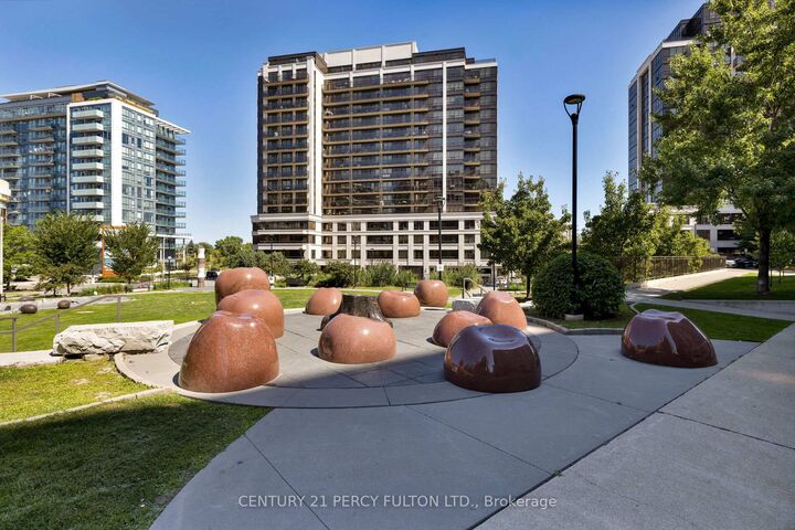 Property Photo:  1 De Boers Drive 801  ON M3J 0G6 