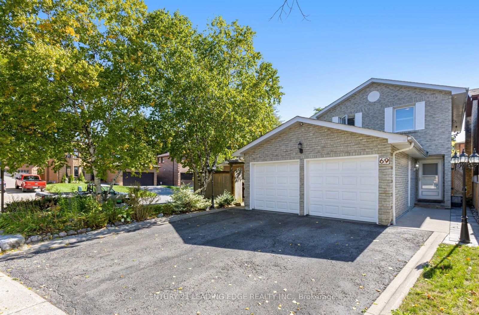 Property Photo:  69 Parkinson Road  ON L3P 4G7 