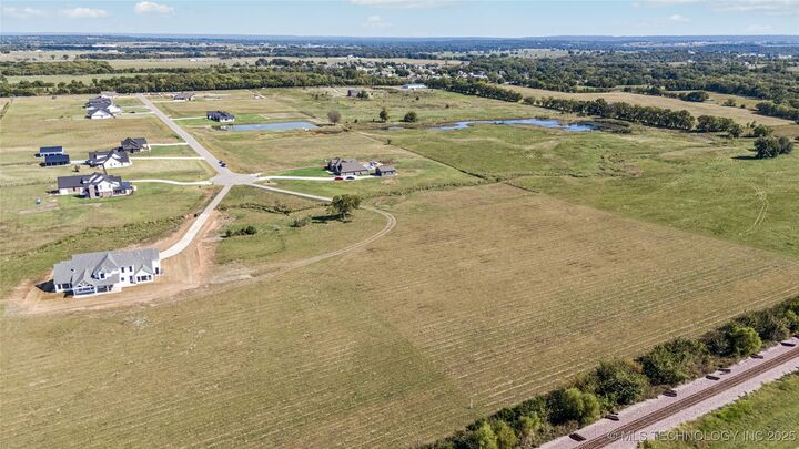 Property Photo:  5406 W 184th Street S  OK 74047 