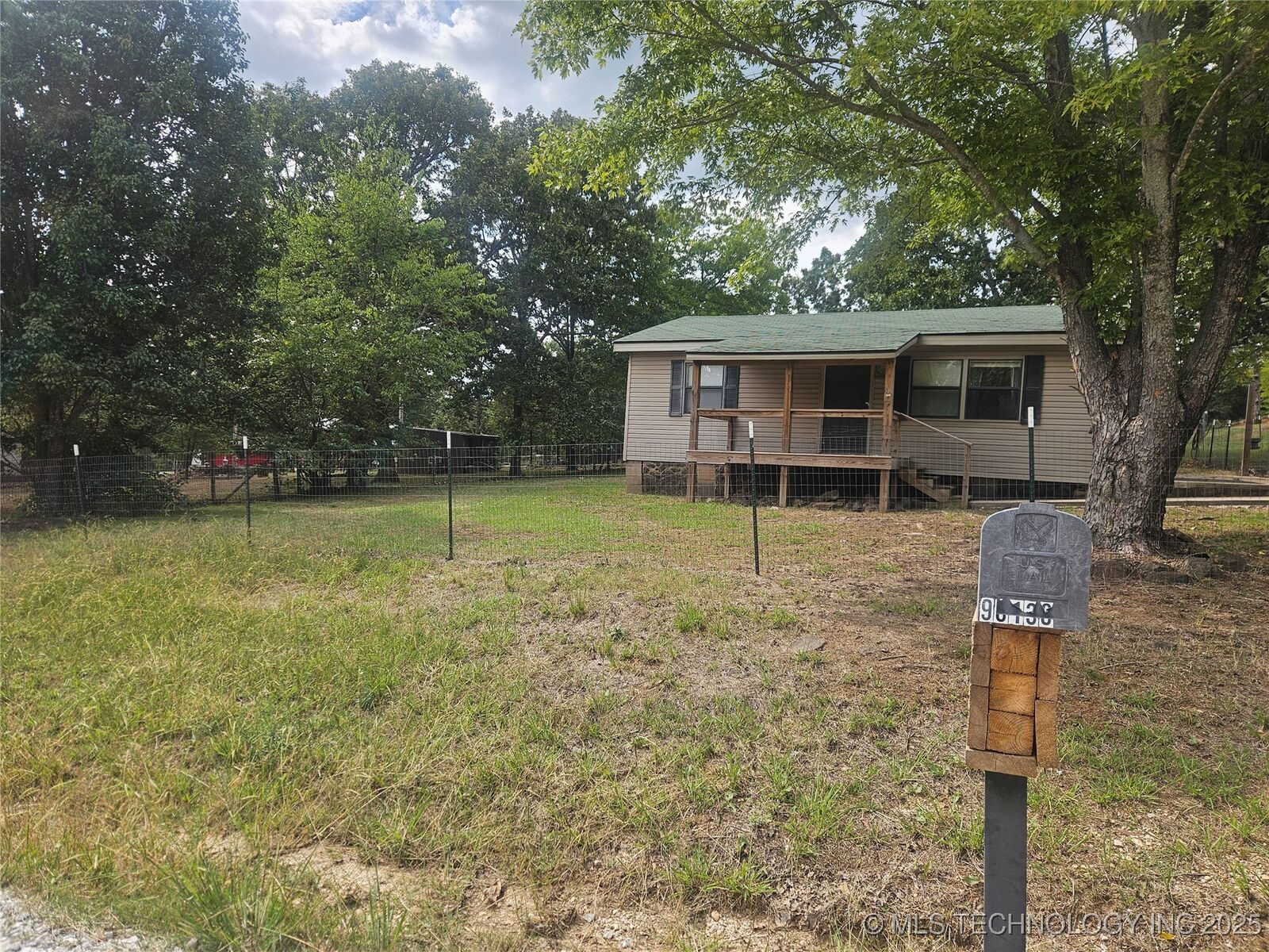 Property Photo: 98138 S 4492 Road OK 74962