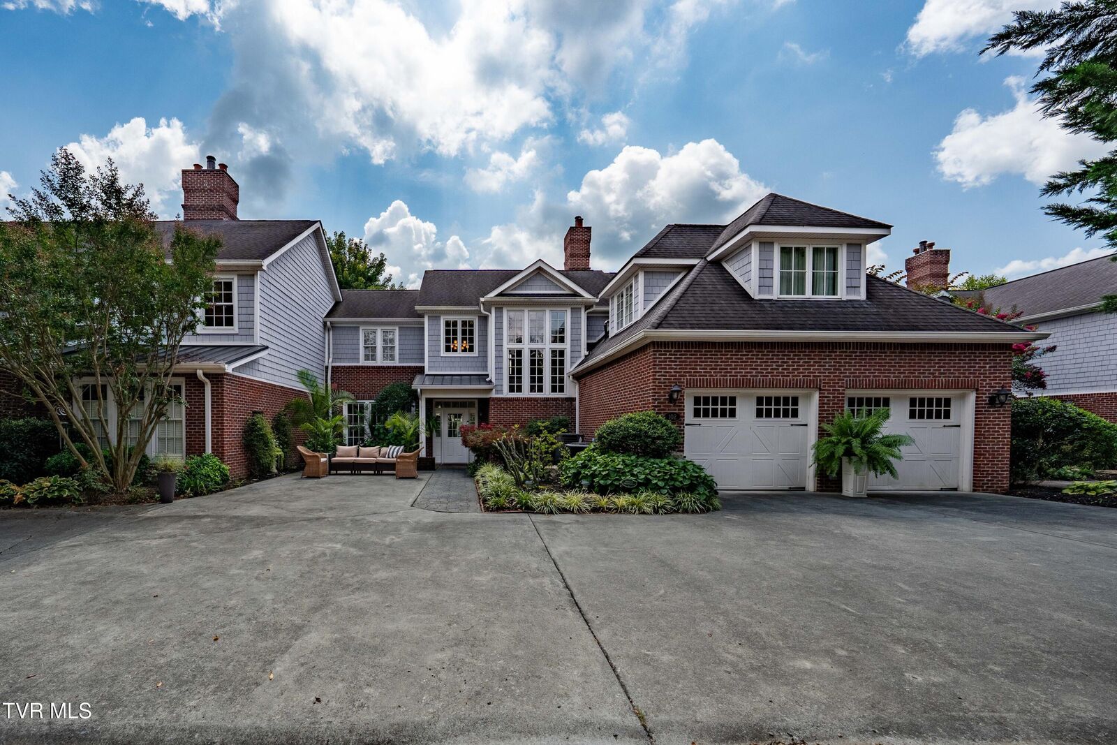 Property Photo: 102 Willow Creek Lane B TN 37659