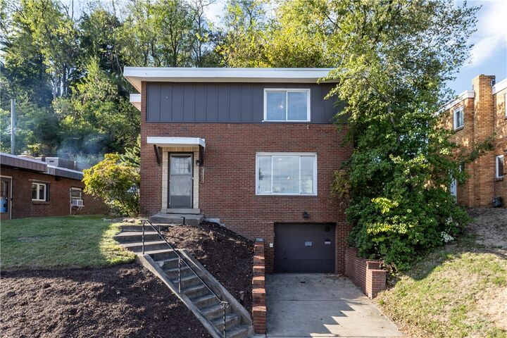 Property Photo:  2966 Beechwood Blvd  PA 15217 