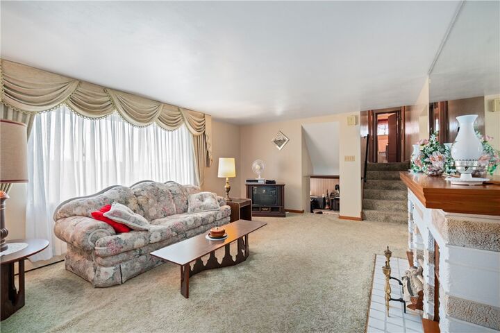 Property Photo:  3367 Churchview Ave  PA 15227 