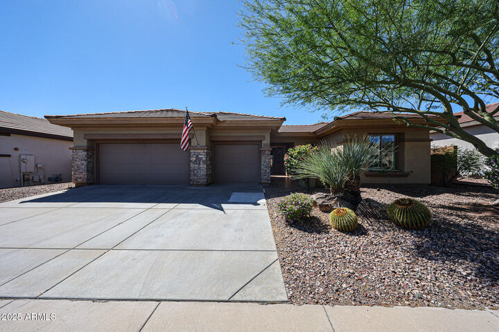 Property Photo:  1435 W Whitman Court  AZ 85086