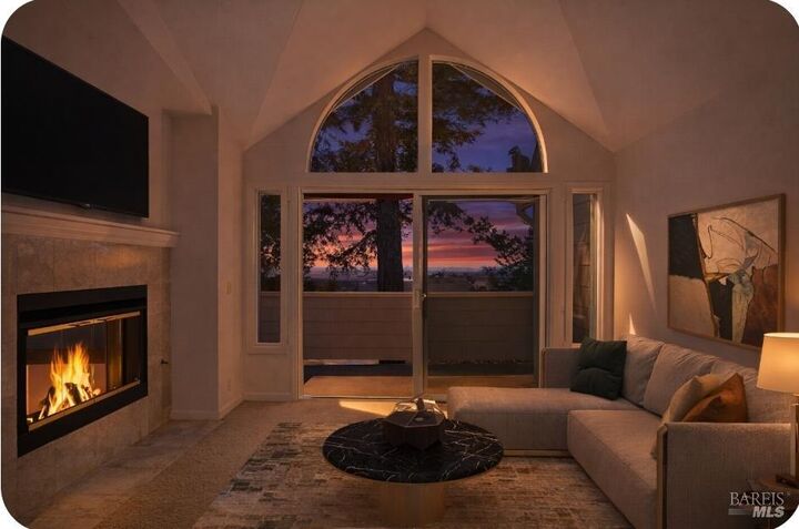 Property Photo: 2131 Stonefield Lane CA 95403