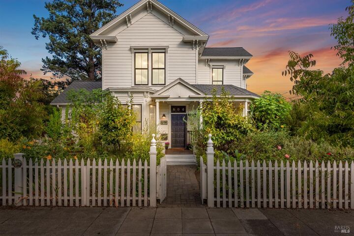 Property Photo:  804 Beaver Street  CA 95404 