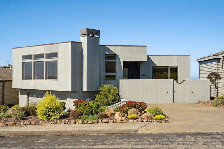 Property Photo:  424 Loon Court  CA 94923 