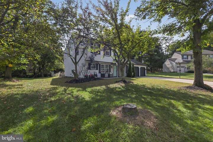 Property Photo:  43 Saddle Drive  NJ 08054 