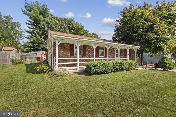 Property Photo: 89 Maple Street PA 17340