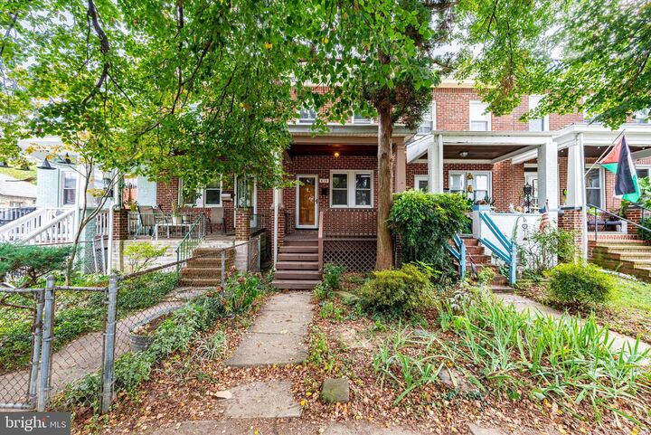 819 W 33rd Street  Baltimore MD 21211 photo