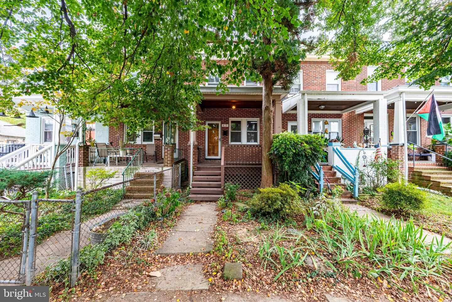 Property Photo: 819 W 33rd Street MD 21211