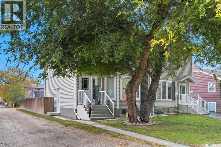 Property Photo:  102 Evans Street  SK S7N 2B2 