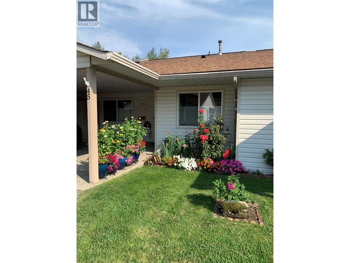 Property Photo:  2210 Columbia Avenue 45  BC V1N 2X1 