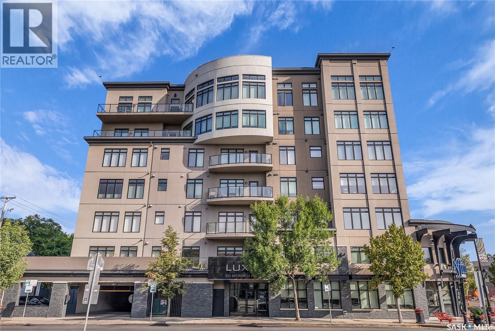 Property Photo:  501 922 Broadway Avenue  SK S7N 1B7 
