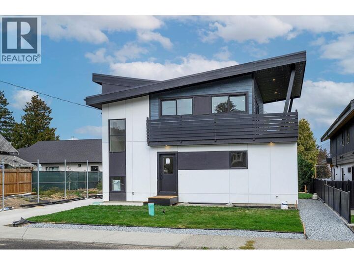Property Photo:  720 Douglas Street  BC V2C 3C6 