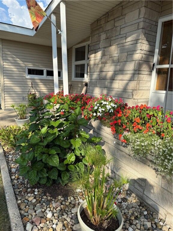 Property Photo: 198 S Westdale Avenue IL 62522