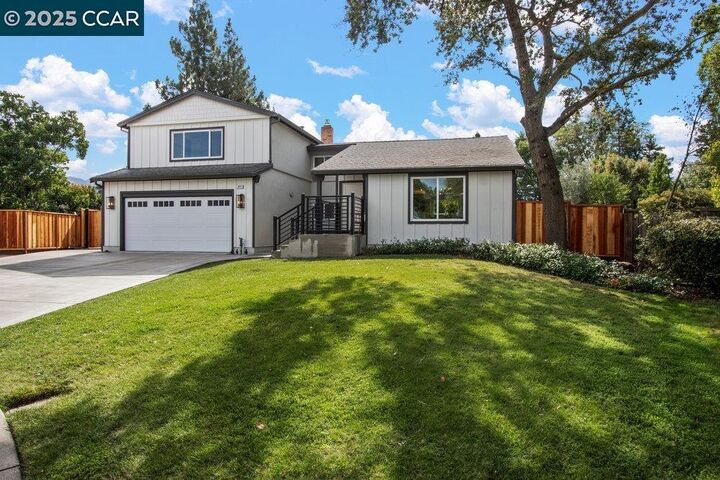 Property Photo:  2975 Hurlstone Ct  CA 94598 