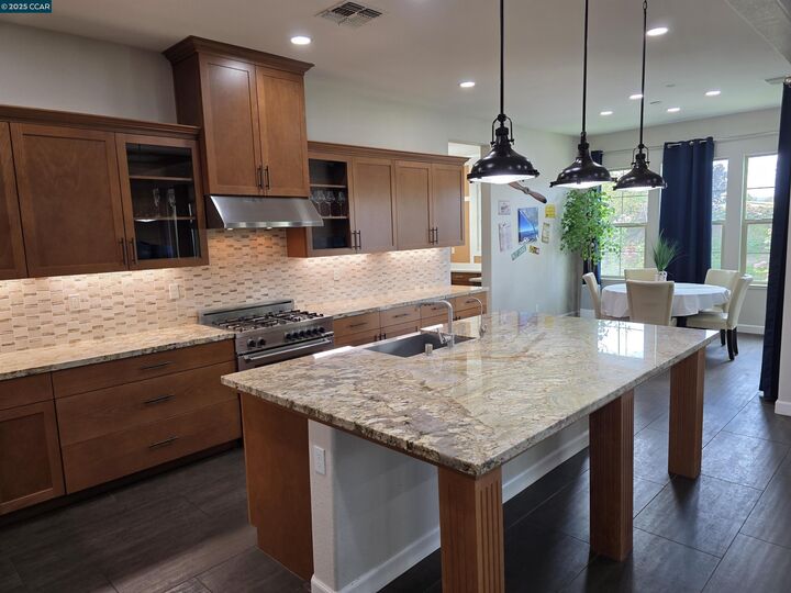 Property Photo: 364 Bridgewater Drive CA 94513