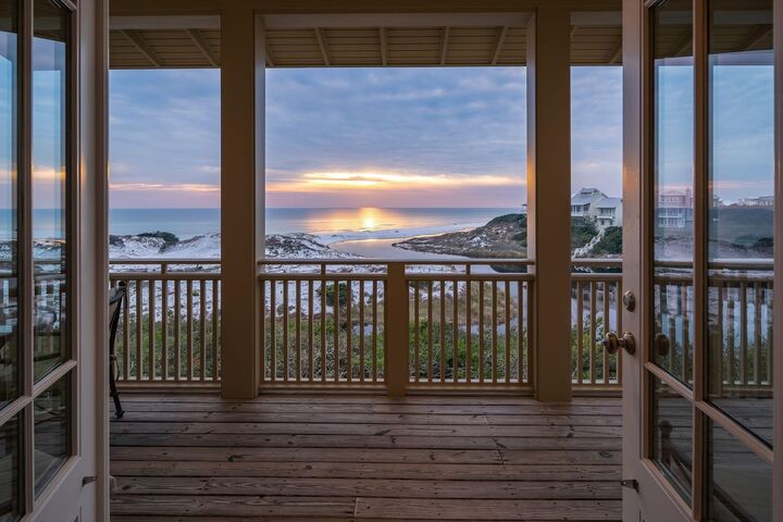 Property Photo:  244 W Bermuda Drive  FL 32459 