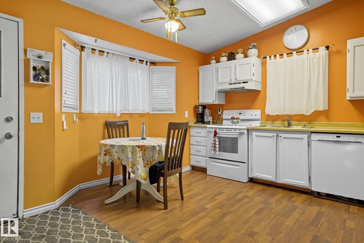 Property Photo:  7123 187A Street NW  AB T5T 5E8 